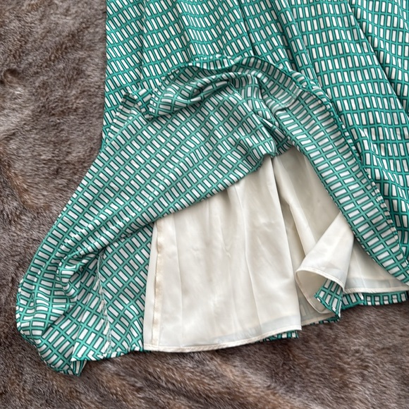 Banana Republic Green Geo Scoop Neck Midi Dress 10 Petite NWT - Picture 4 of 12